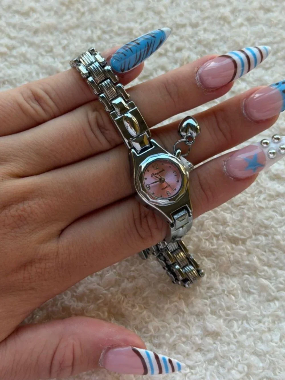 Silver Tone Heart Charm Bracelet Watch Preppy Y2K OS